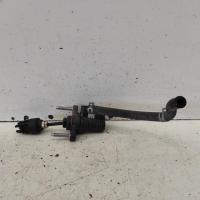 clutch master cylinder