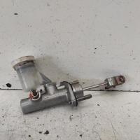 clutch master cylinder
