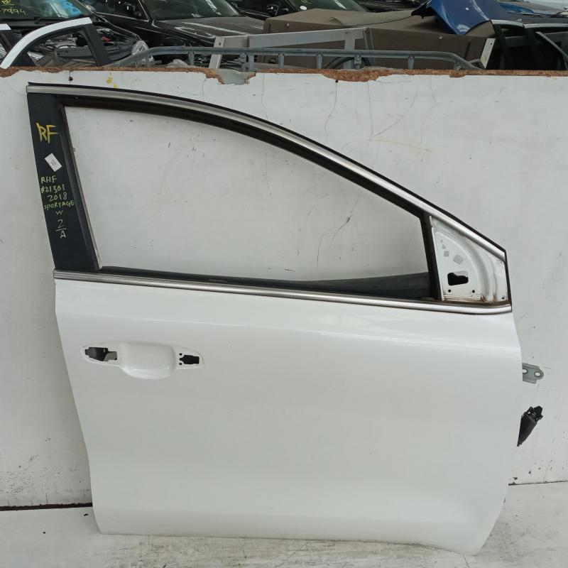door front right