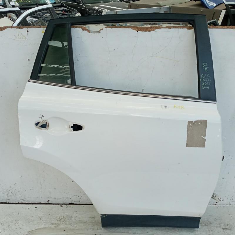 door/sliding rear right