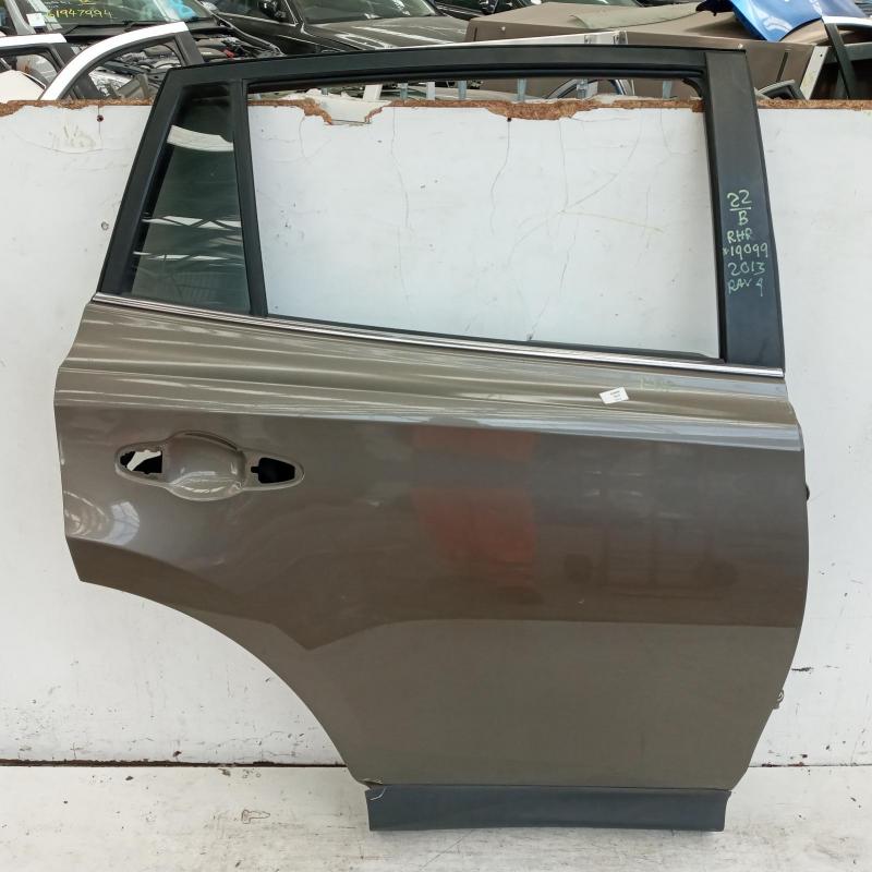 door/sliding rear right