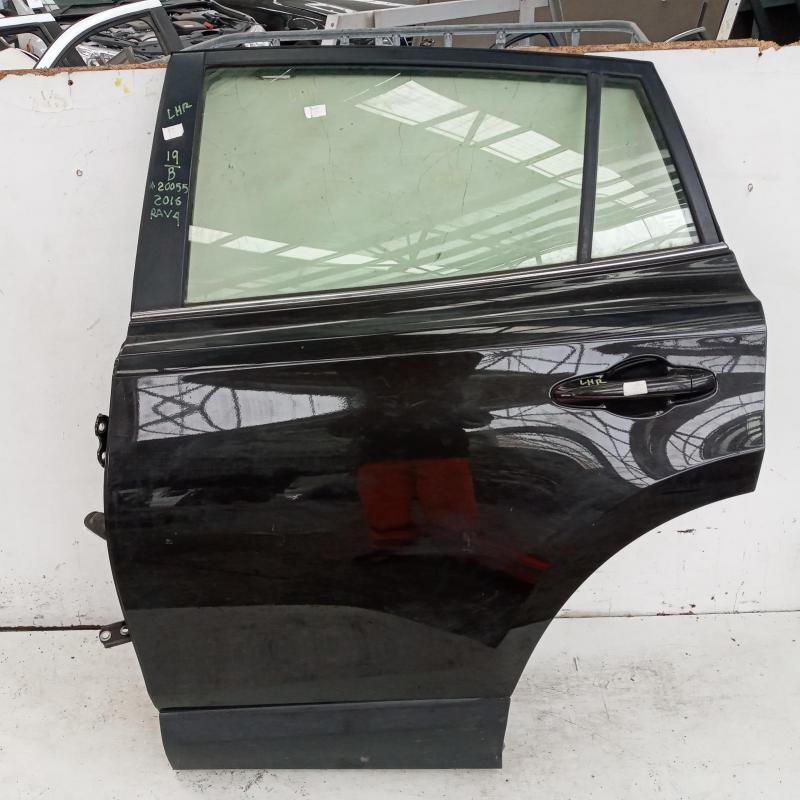 door/sliding rear left