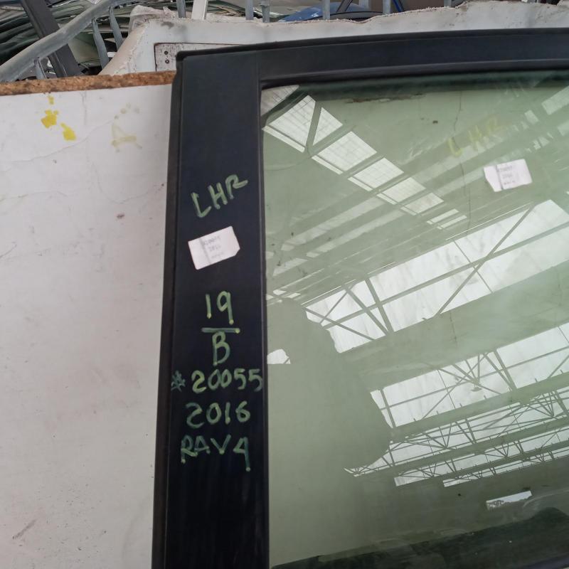 door/sliding rear left