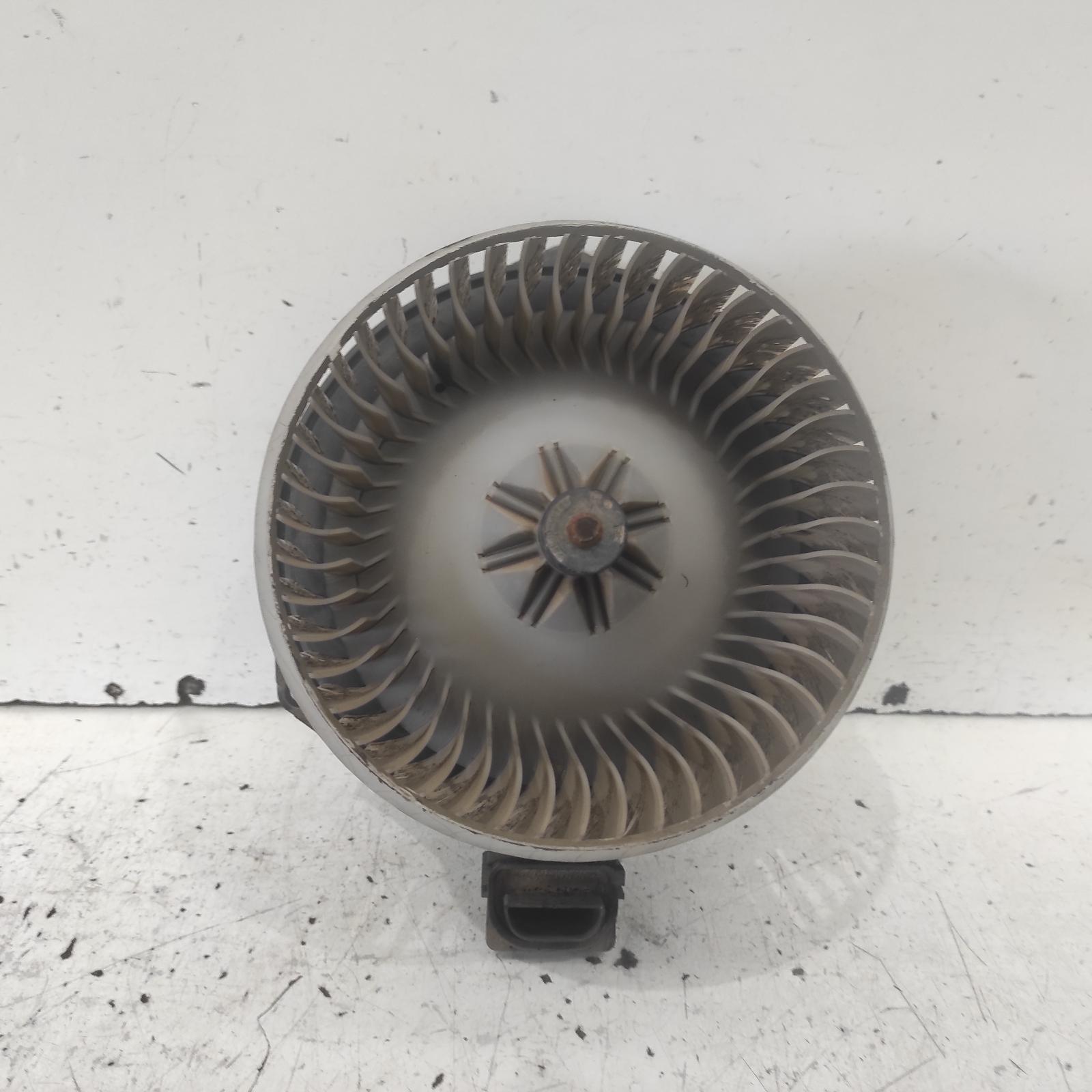 Prado Heater Fan/motor 2003-2009 front,climate control type,120 series,02/03-10/09 00020782 #650257