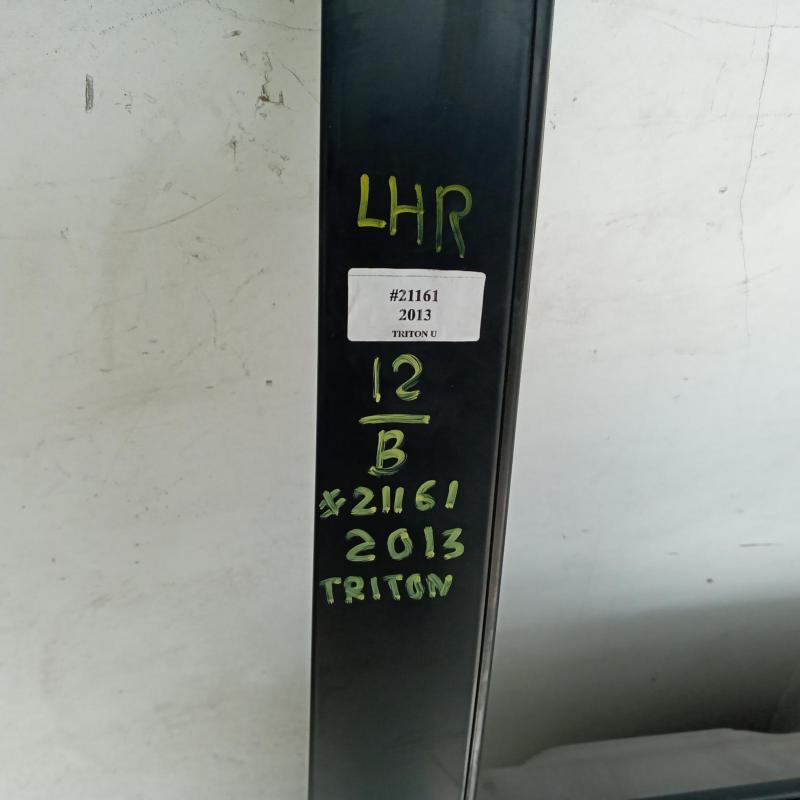 door/sliding rear left