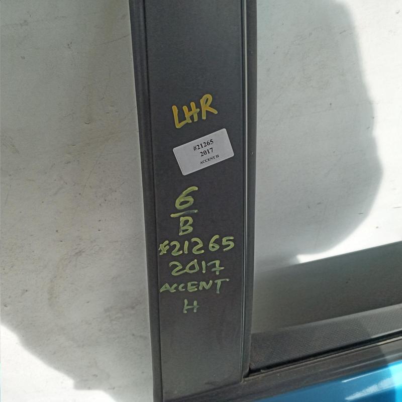 door/sliding rear left