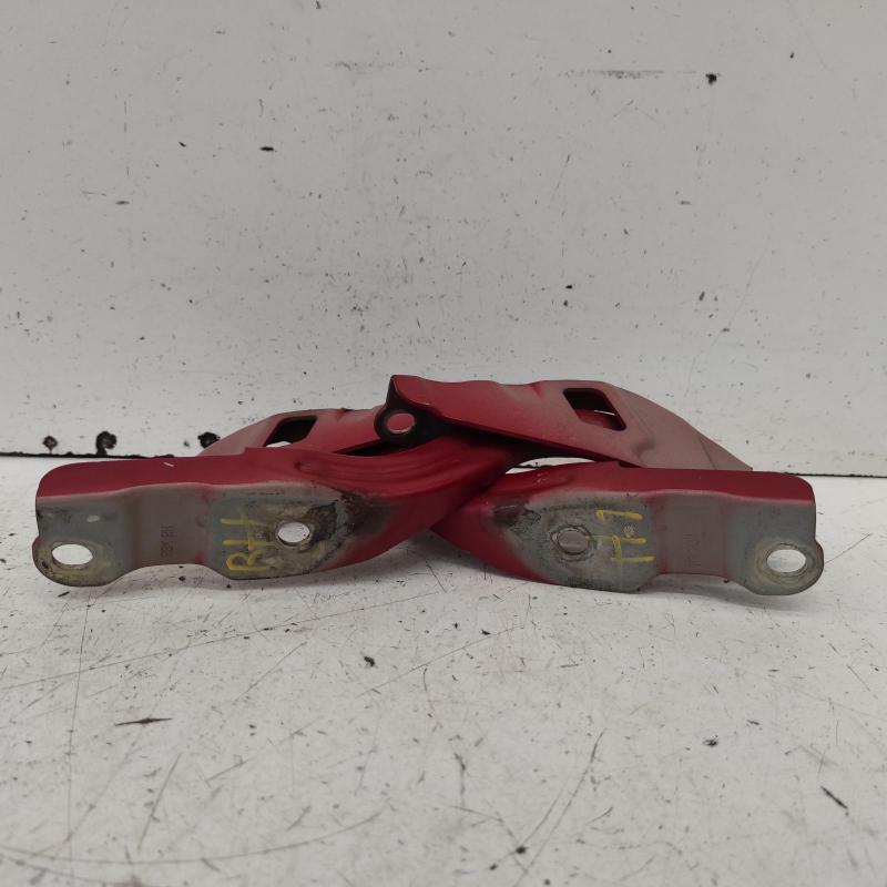 bonnet hinge/strut
