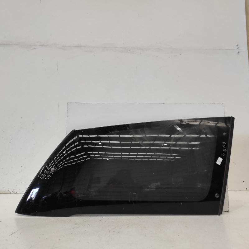 side glass rear right