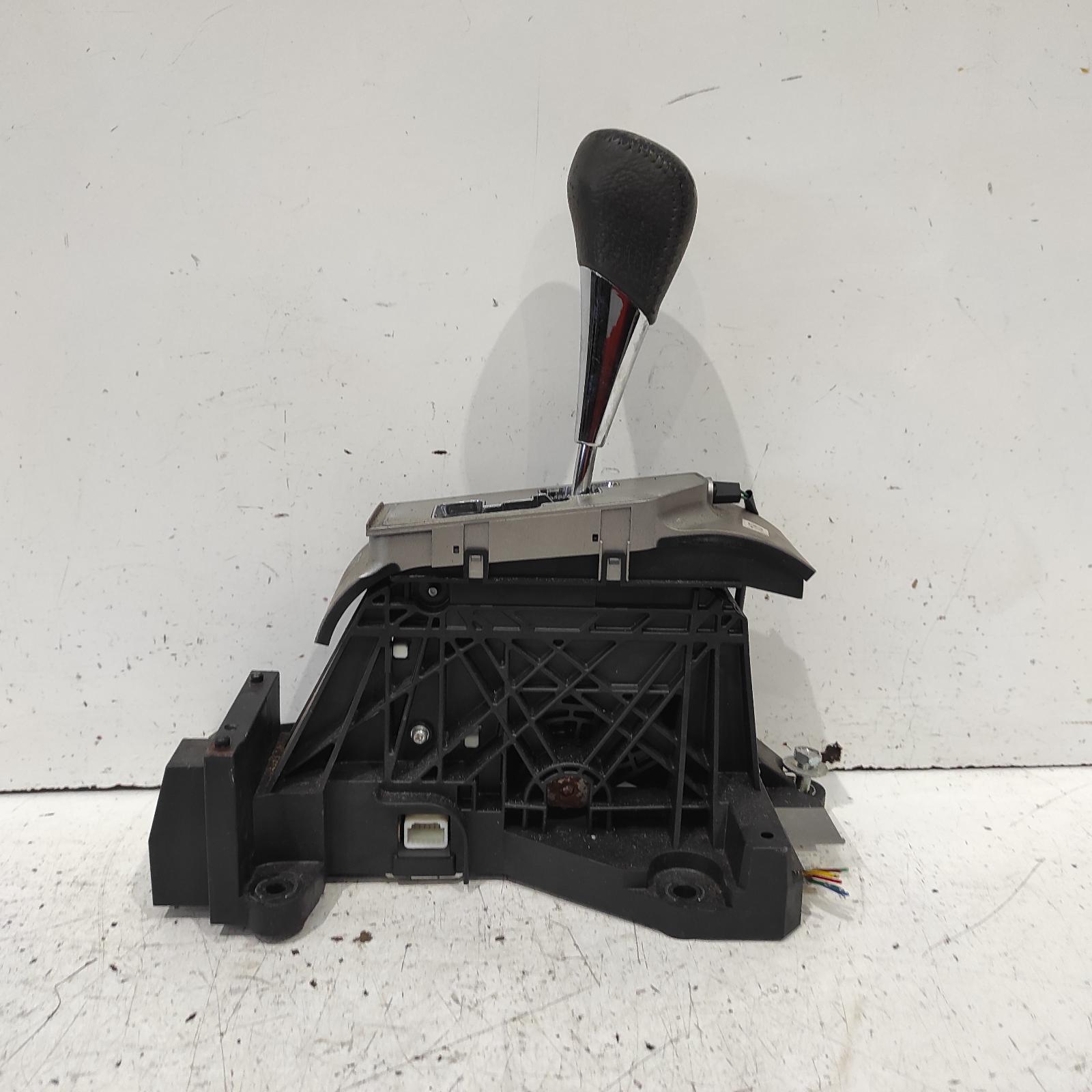 Aurion Gear Stick/shifter 2006-2012 gear shifter,auto t/m type,gsv40r,10/06-03/12 00020670 #650794