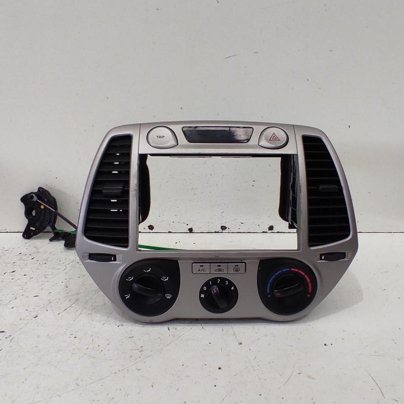 heater/aircon controls