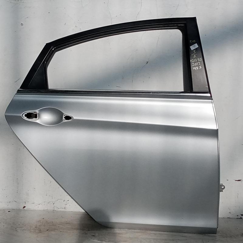 door/sliding rear right