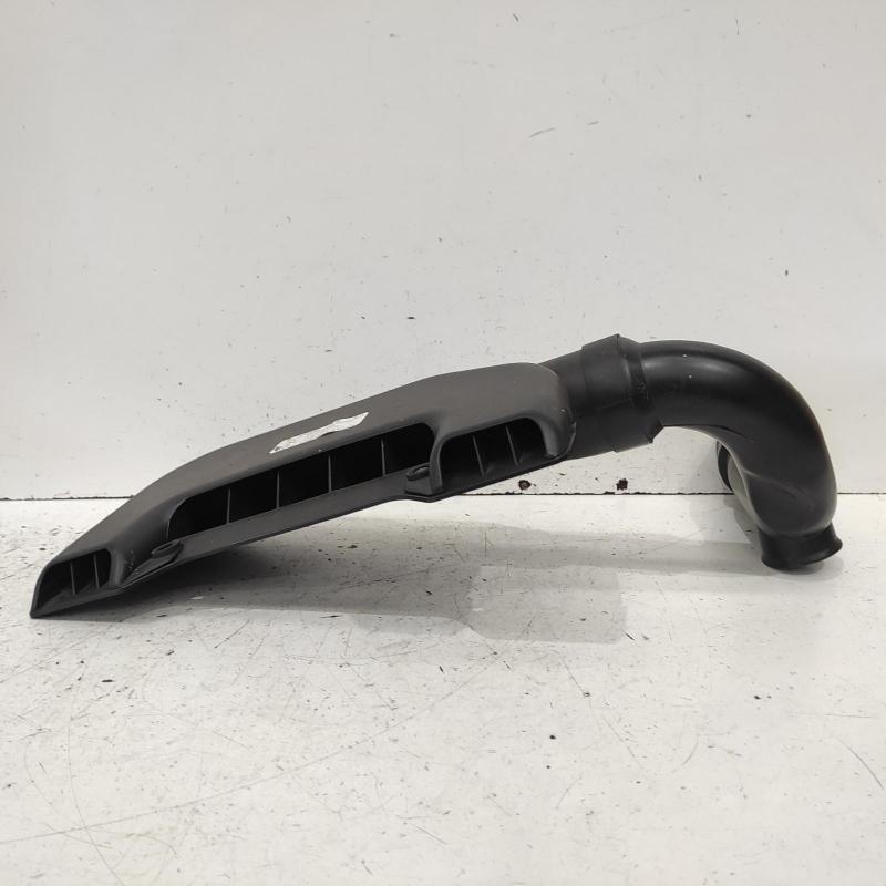 air cleaner duct/hose