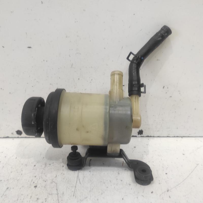 power steering reservoir