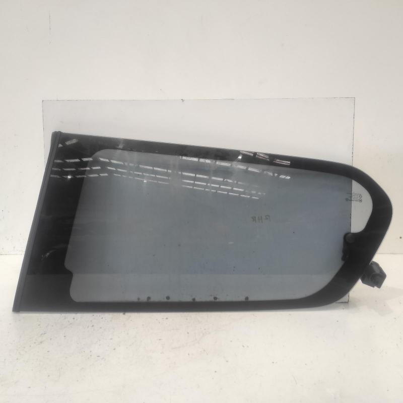 side glass rear right