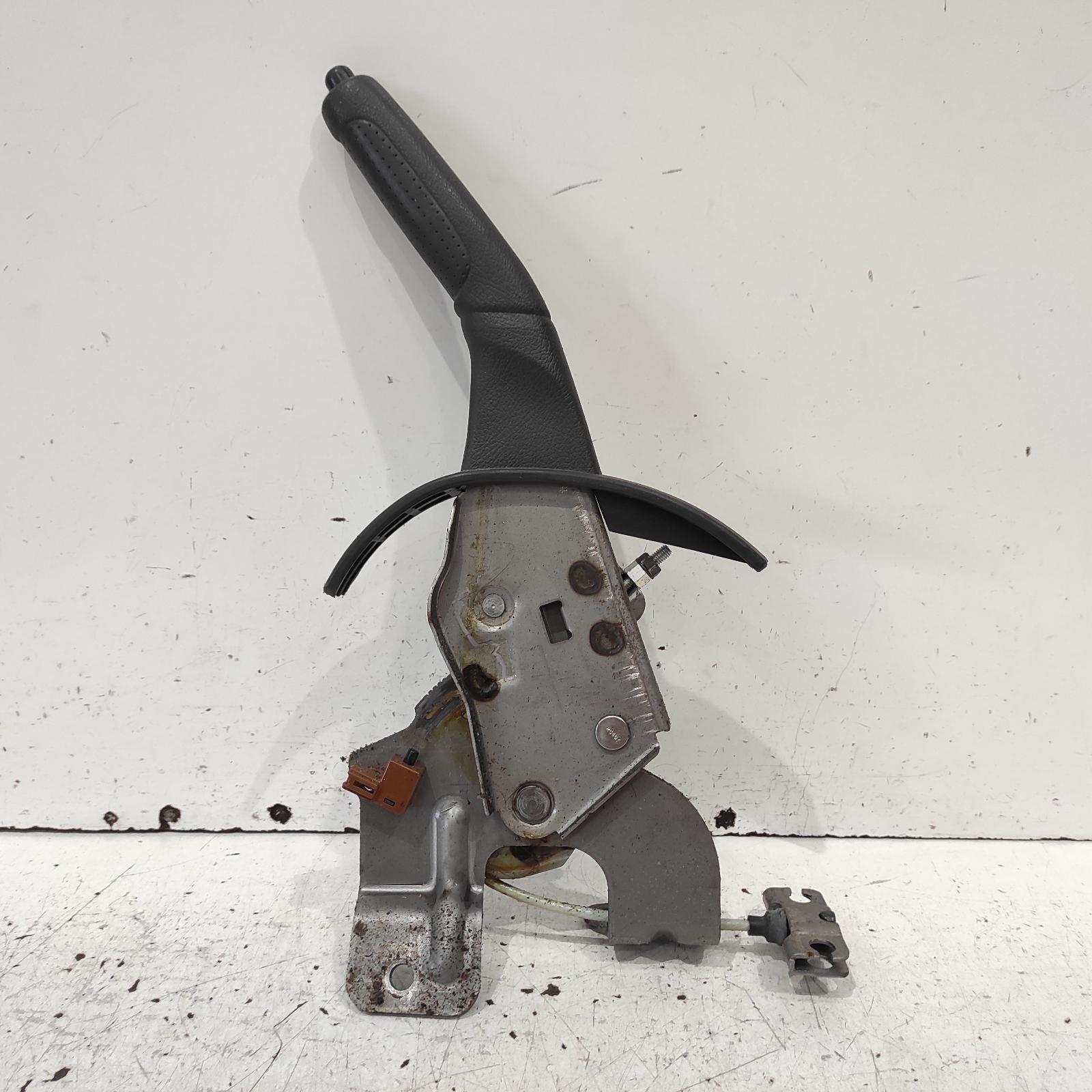 Camry Handbrake Lever 2006-2012 xv40,06/06-02/12 00020647 #651700