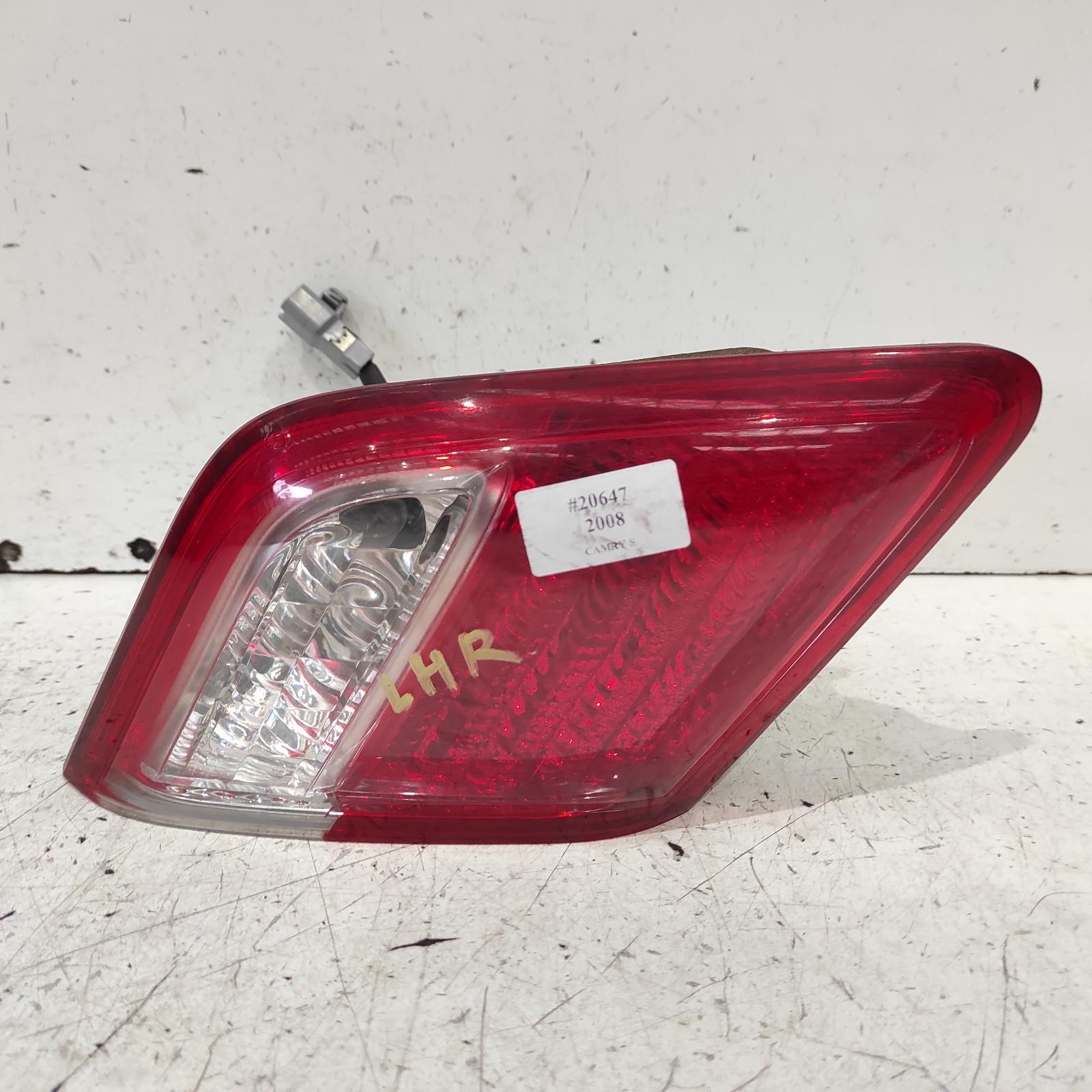 Camry Rear Garnish 2006-2009 bootlid lamp (lh side),acv40/sportivo,06/06-06/09 00020647 #651723