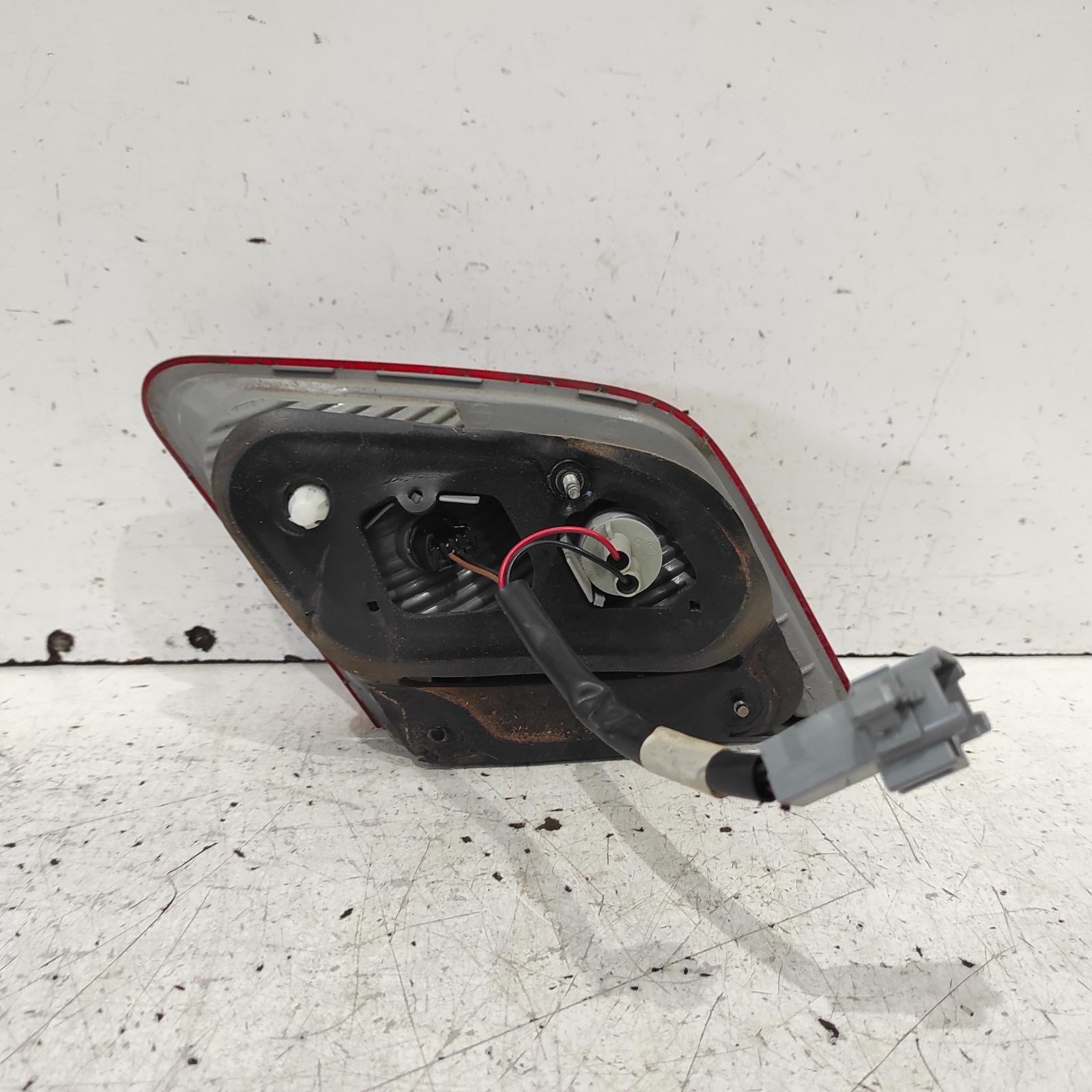 Camry Rear Garnish 2006-2009 bootlid lamp (lh side),acv40/sportivo,06/06-06/09 00020647 #651723