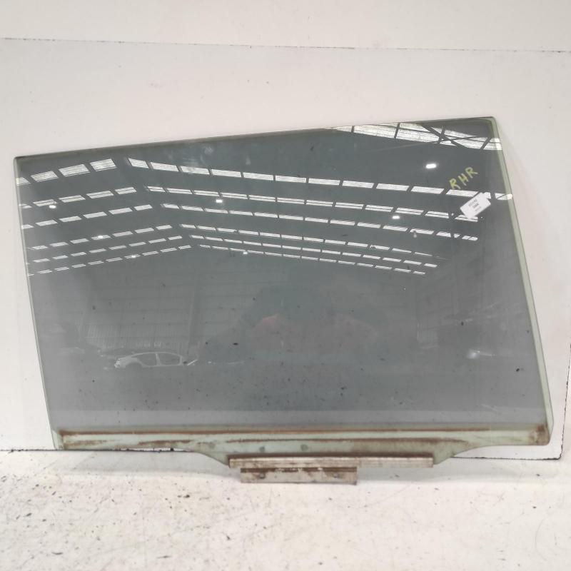 door window rear right
