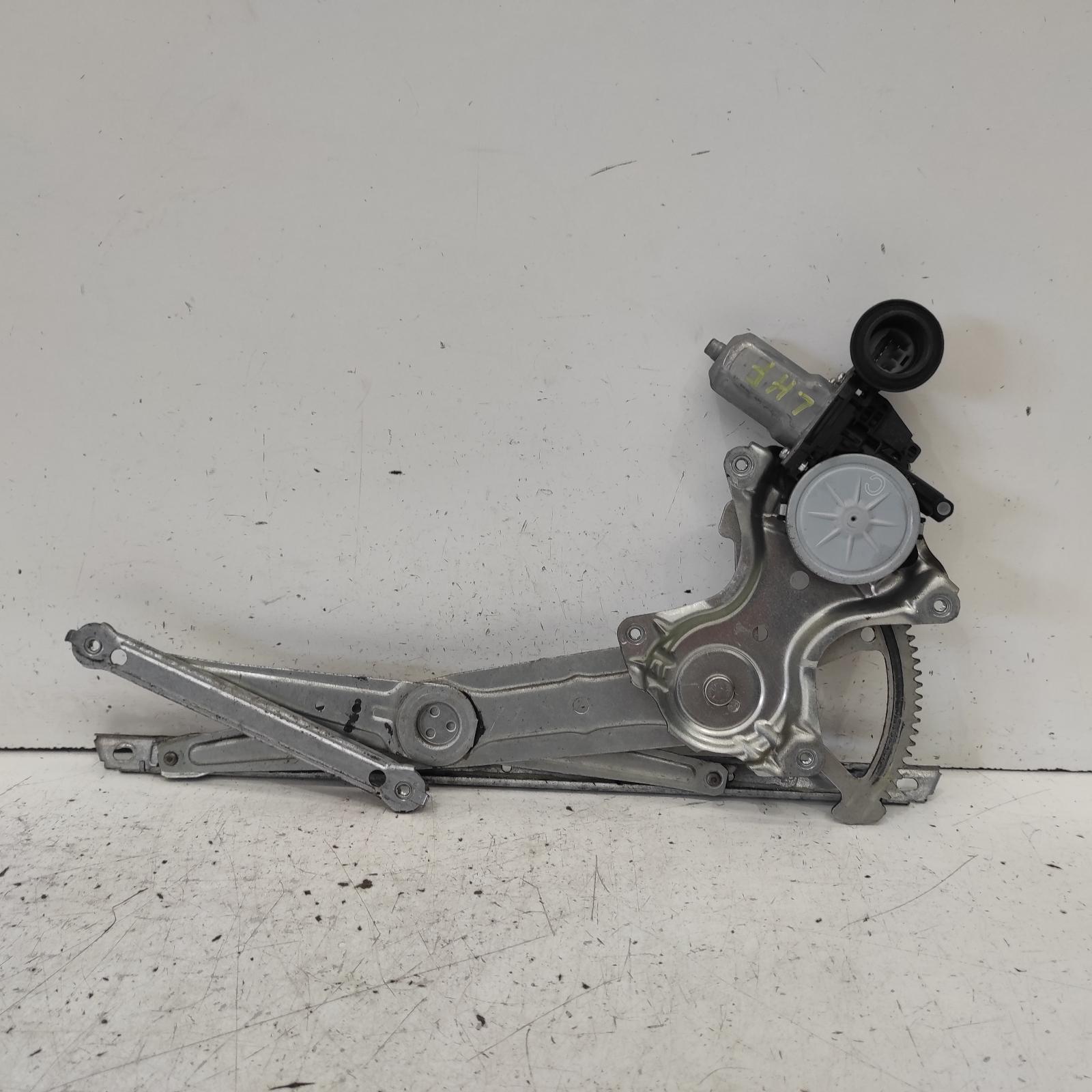 Aurion Window Regulator/motor Front Left 2012-2017 power,gsv50r,02/12-08/17 00021233 #652220