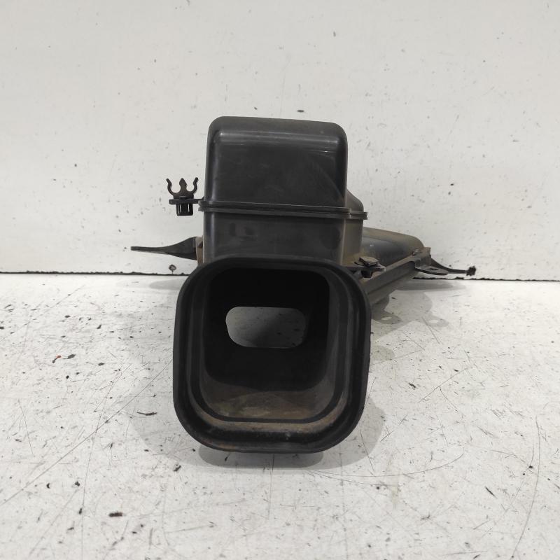 air cleaner duct/hose