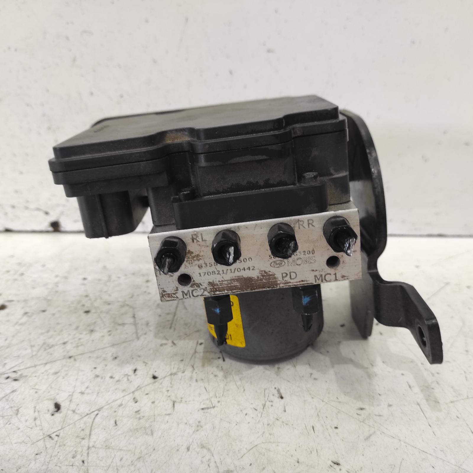 I30 Abs Pump/modulator 2017-2025 p/n 58900g3700,pd,03/17- 00021164 #653194
