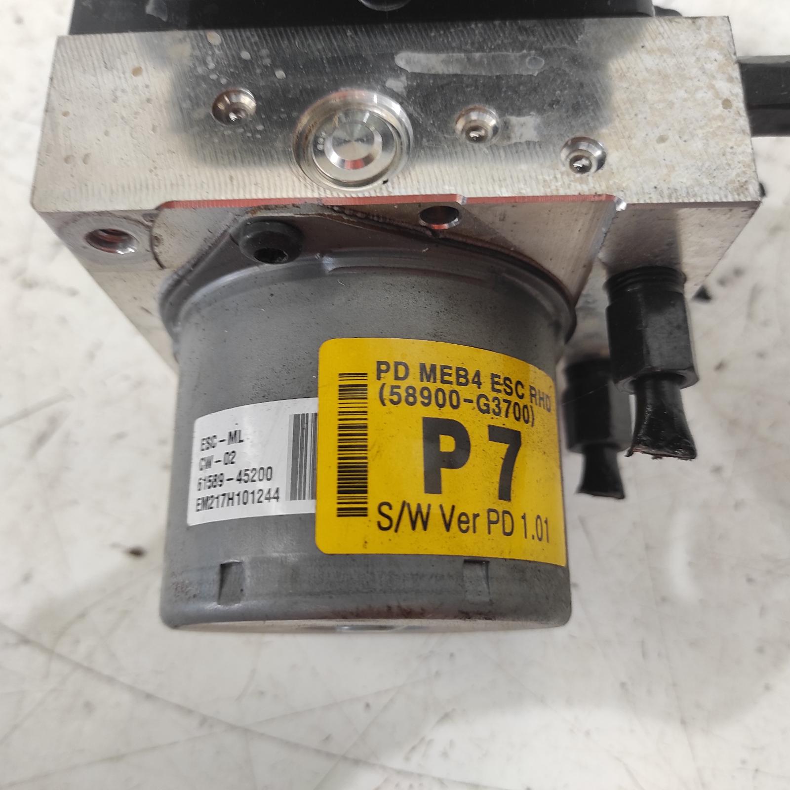 I30 Abs Pump/modulator 2017-2025 p/n 58900g3700,pd,03/17- 00021164 #653194