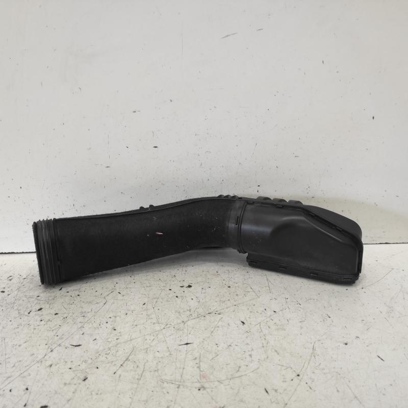 air cleaner duct/hose