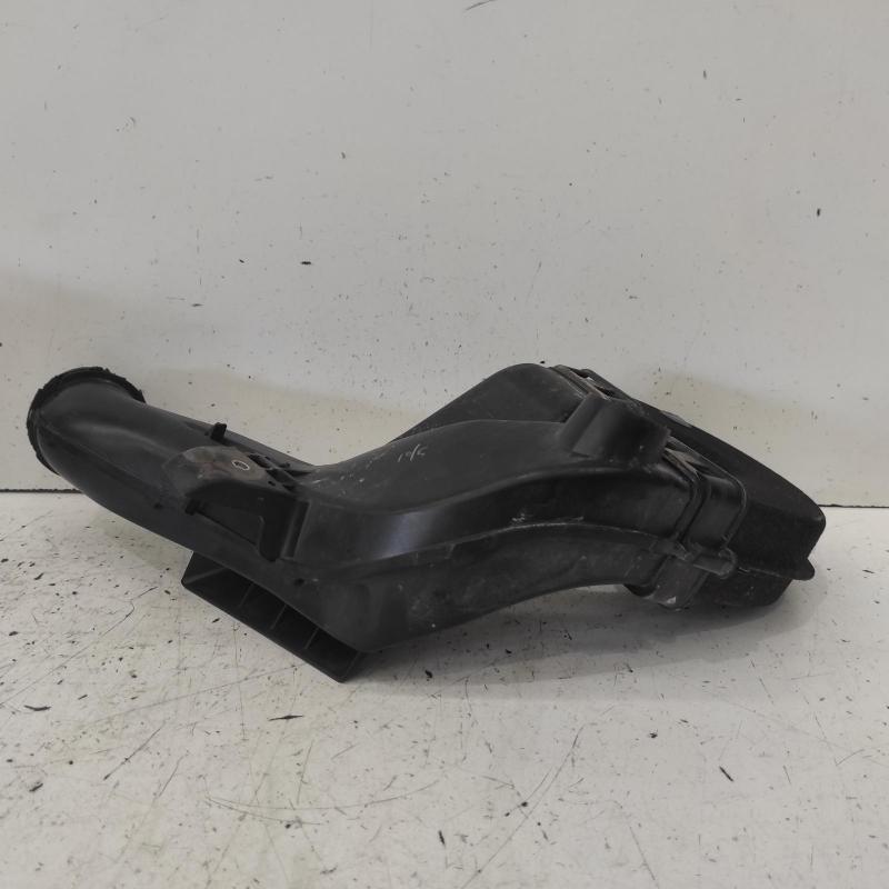 air cleaner duct/hose