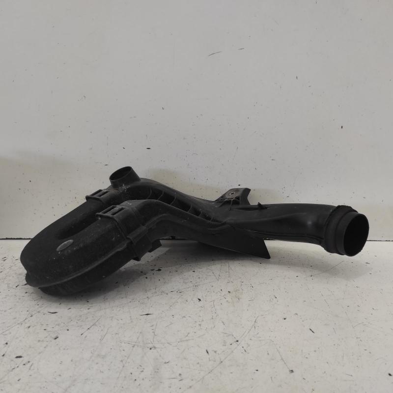 air cleaner duct/hose