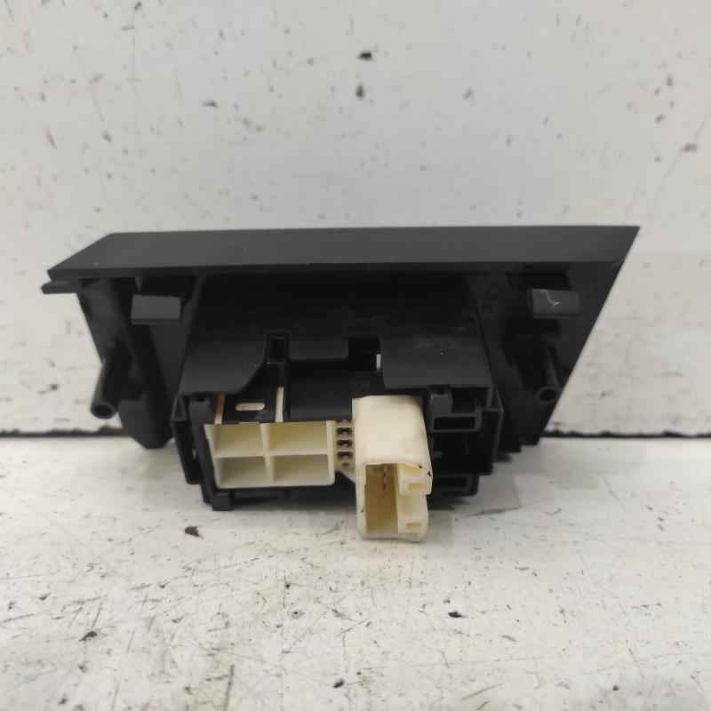 power door window switch