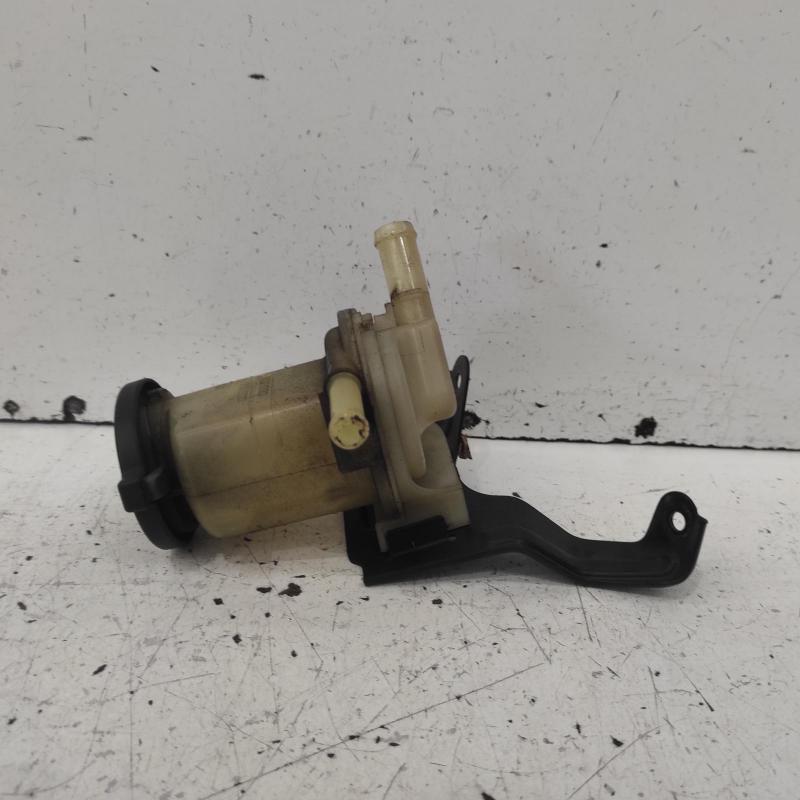 power steering reservoir