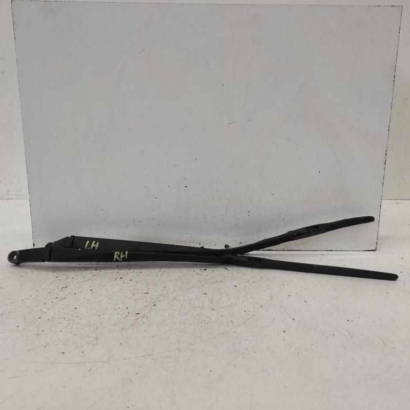 wiper arm