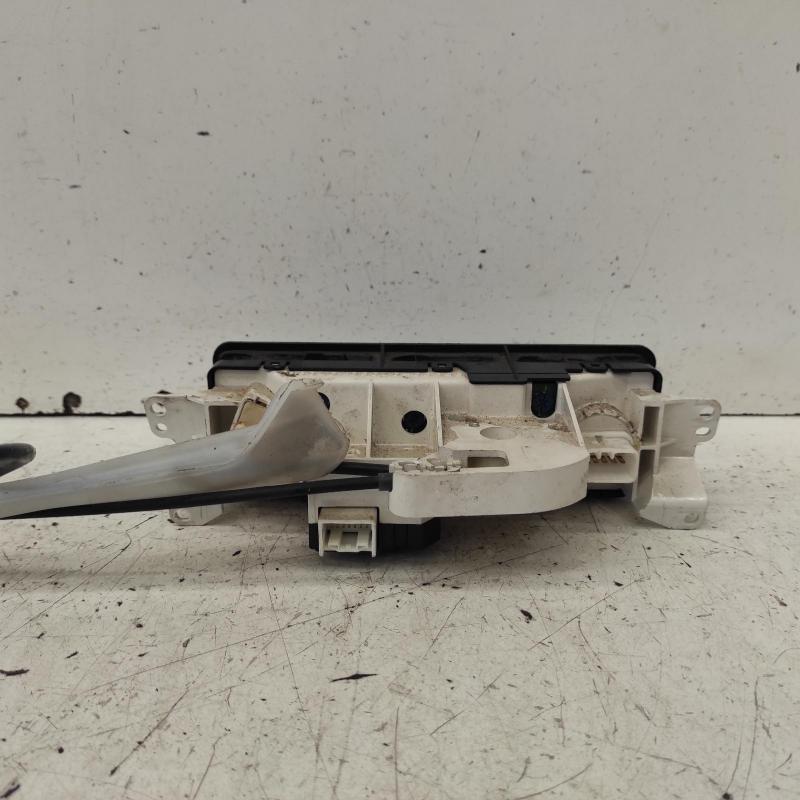 heater/aircon controls