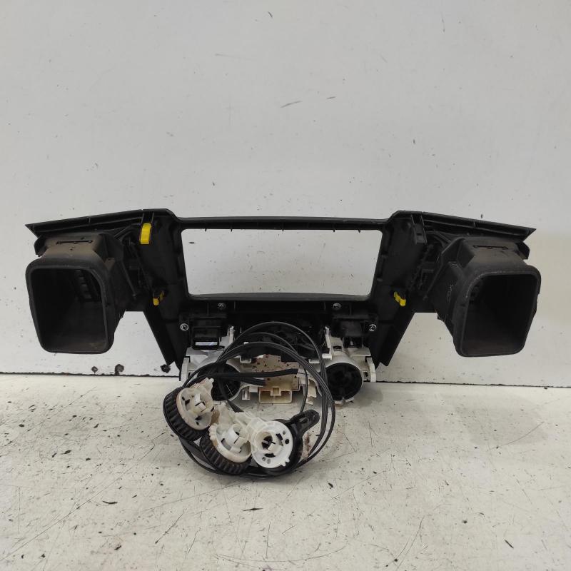 heater/aircon controls