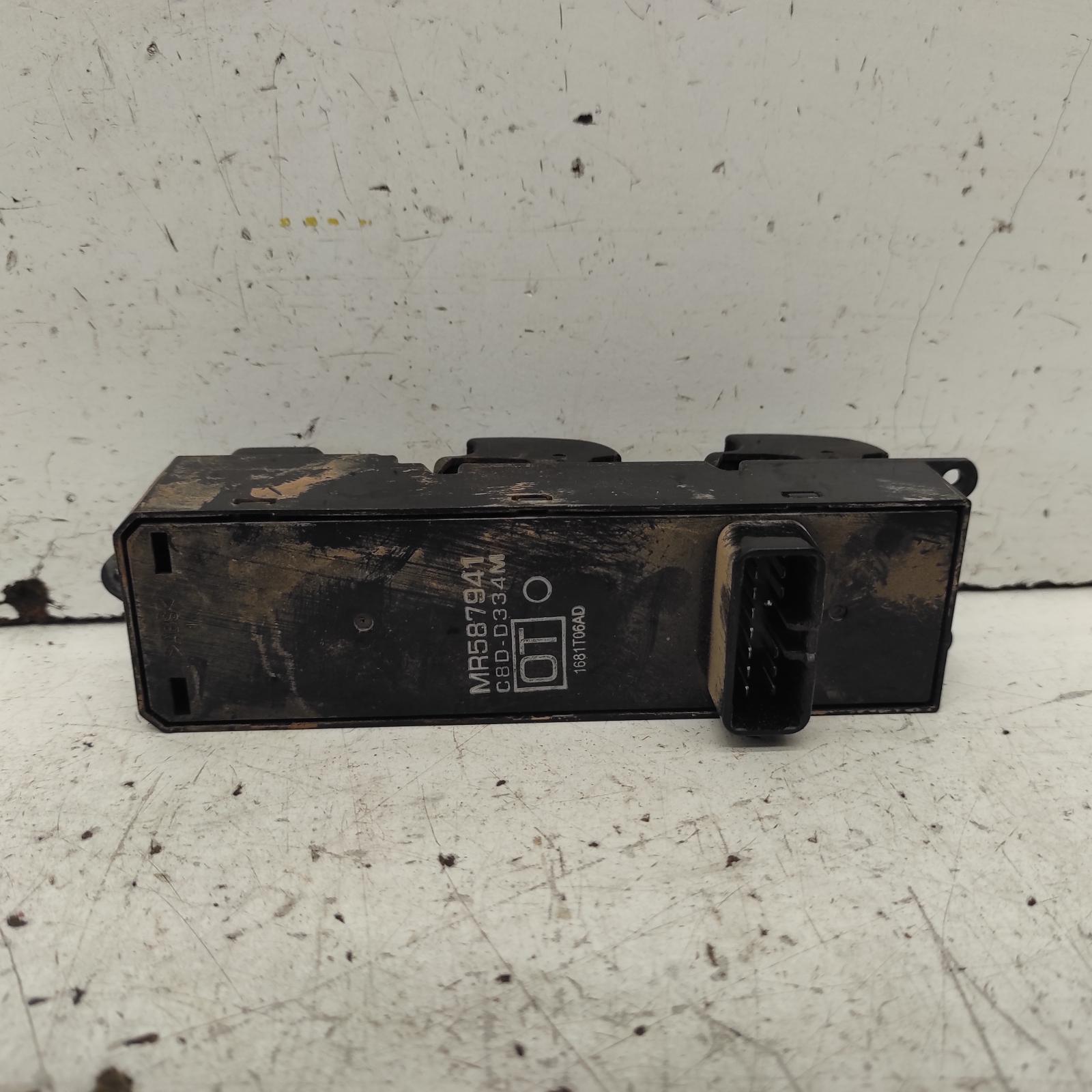 Triton Power Door Window Switch 2006-2015 rh front (master switch),4 door switch type,ml-mn,07/06-04/15 00021545 #653610