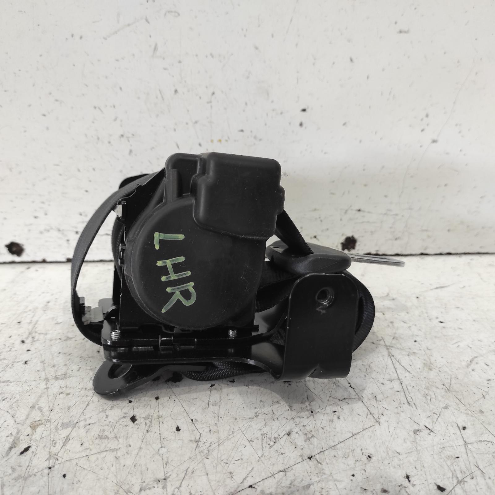 I30 Seat Belt Stalk 2012-2017 lh rear,seat belt only,gd,hatch,03/12-02/17 00020887 #654123