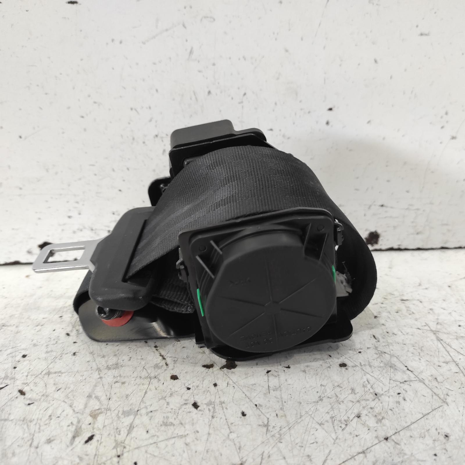 I30 Seat Belt Stalk 2012-2017 lh rear,seat belt only,gd,hatch,03/12-02/17 00020887 #654123