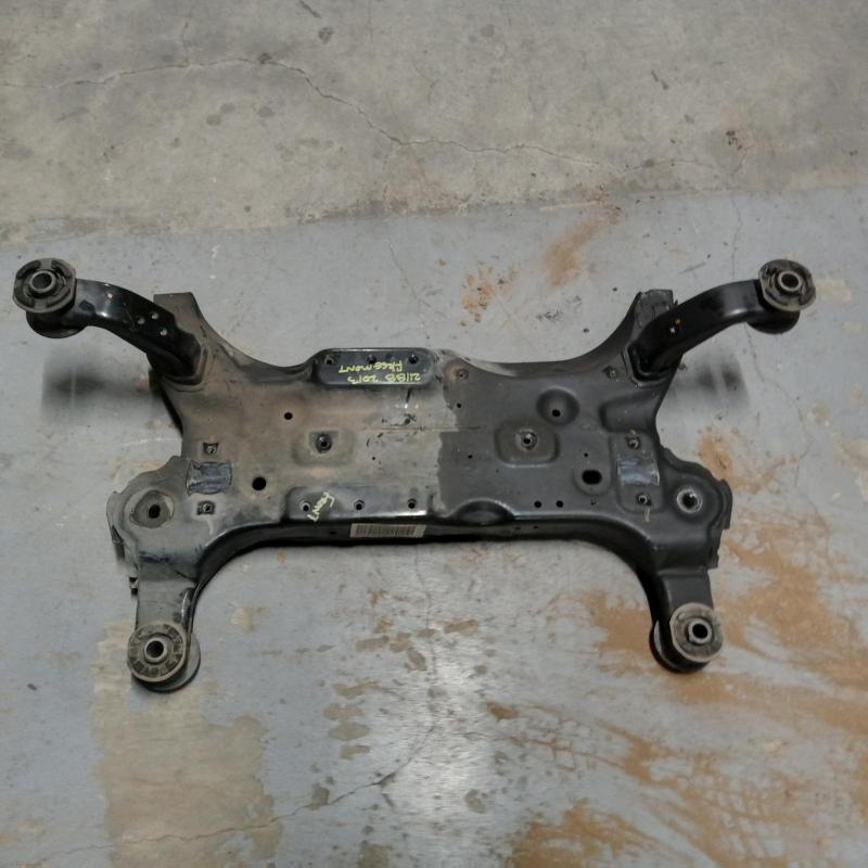 crossmember/cradle front