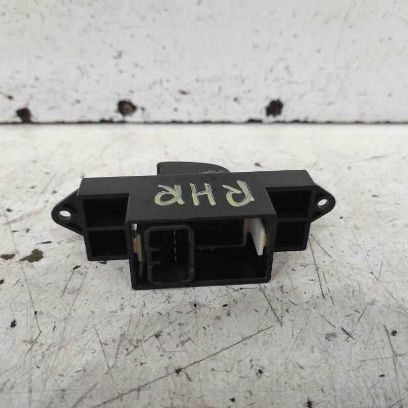 power door window switch