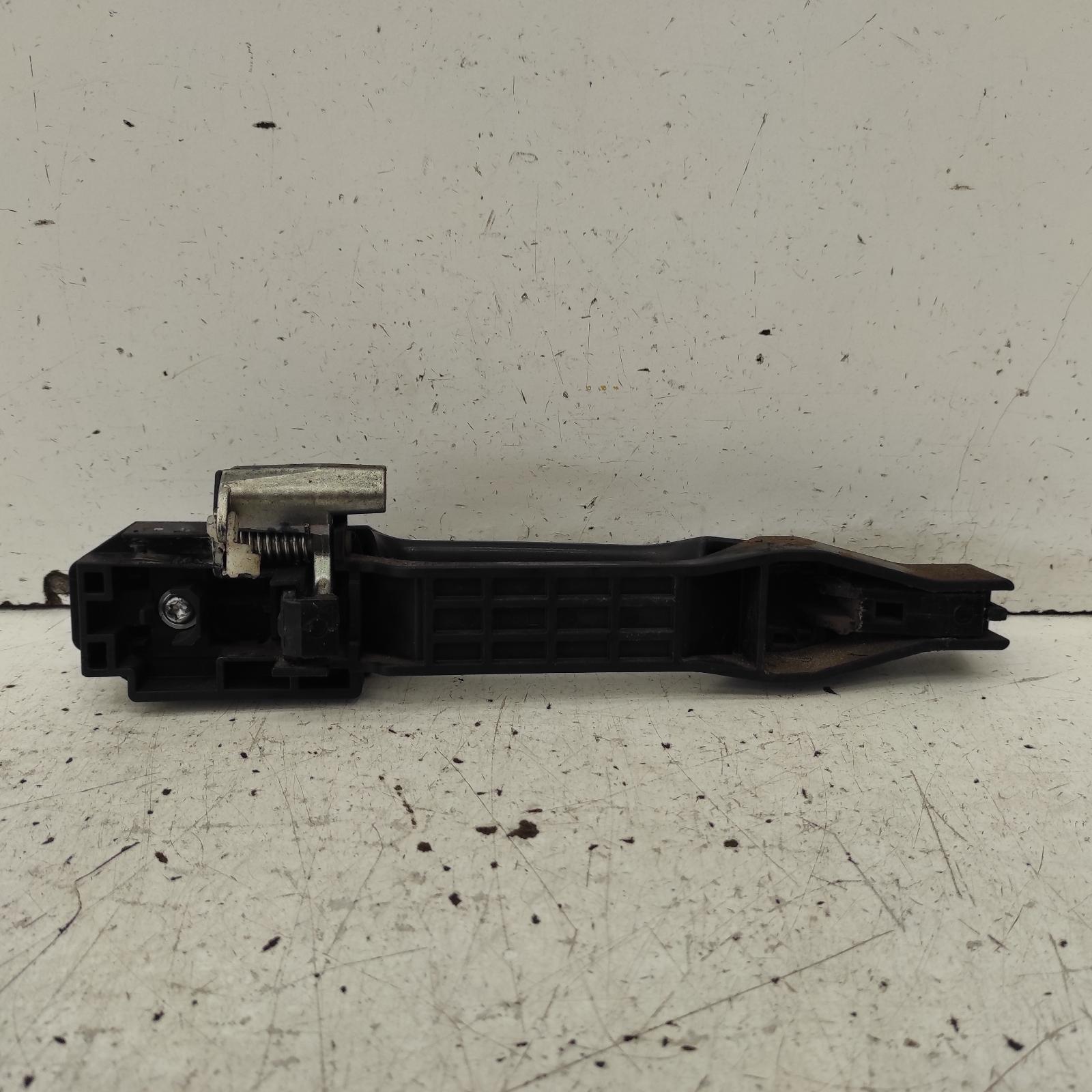 Triton Door Handle 2006-2015 outer,lh front/lh rear,black,ml-mn,07/06-04/15 00021539 #654386