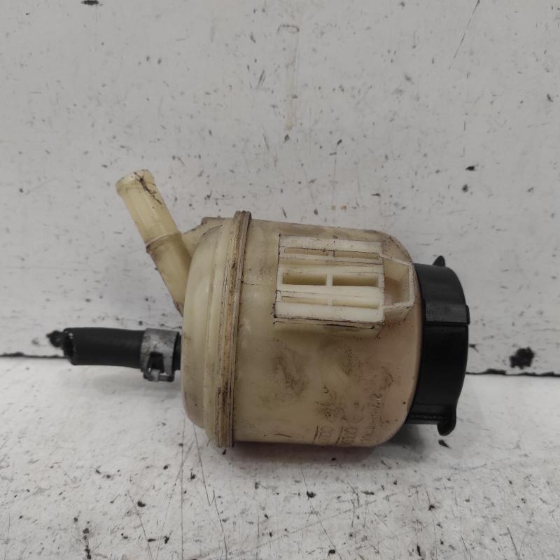 power steering reservoir