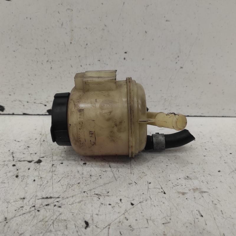 power steering reservoir
