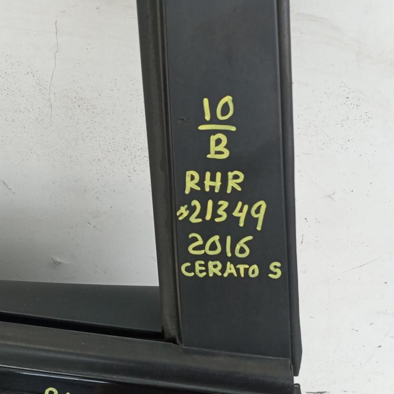 door/sliding rear right