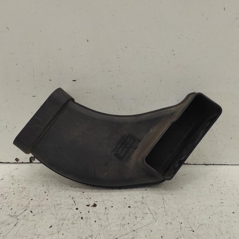 air cleaner duct/hose