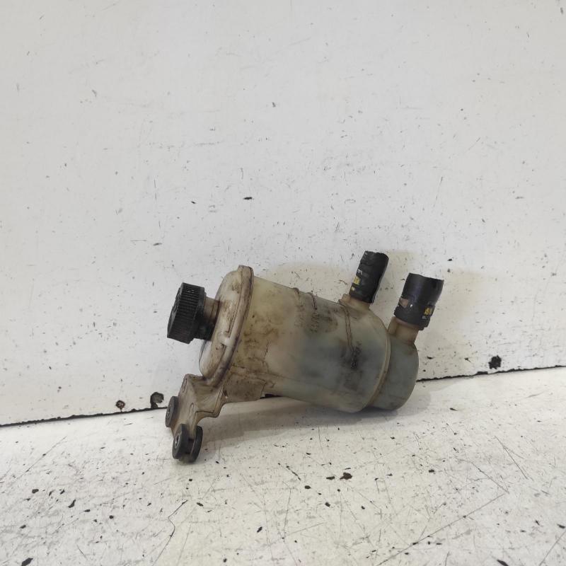 power steering reservoir