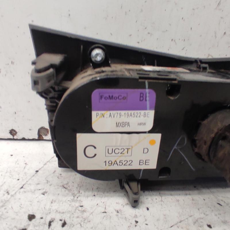 heater/aircon controls