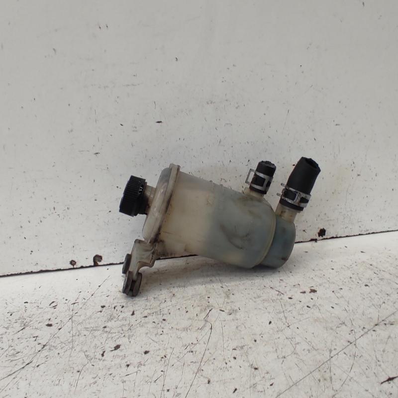power steering reservoir