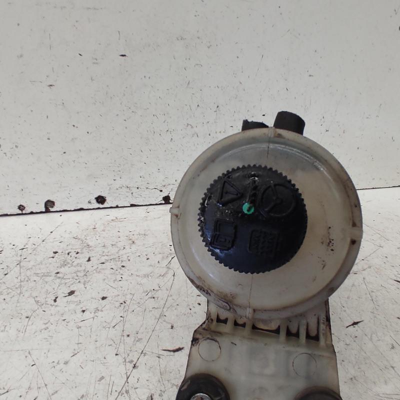 power steering reservoir