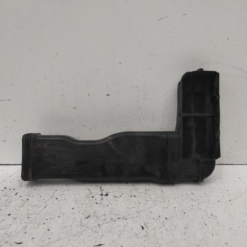 air cleaner duct/hose