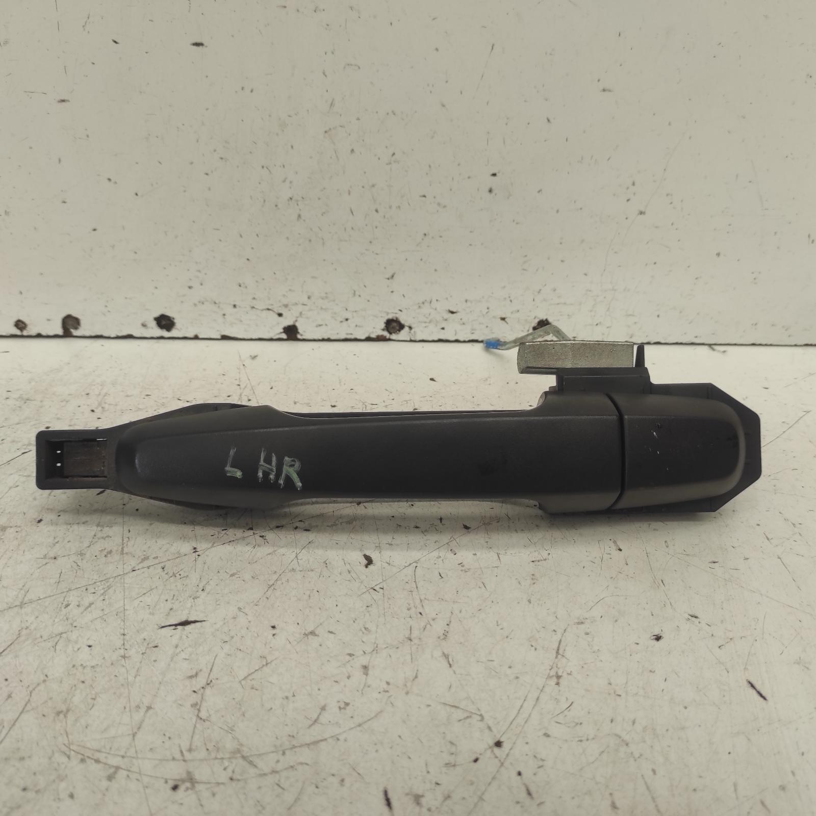 Triton Door Handle 2006-2015 outer,lh front/lh rear,black,ml-mn,07/06-04/15 00021556 #655662
